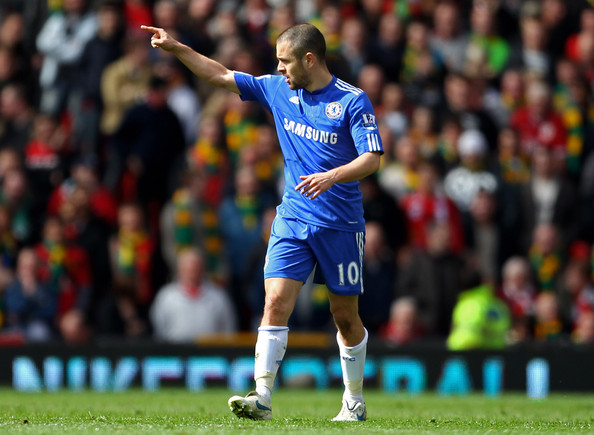 Экс-хавбек «Челси» стал играющим тренером