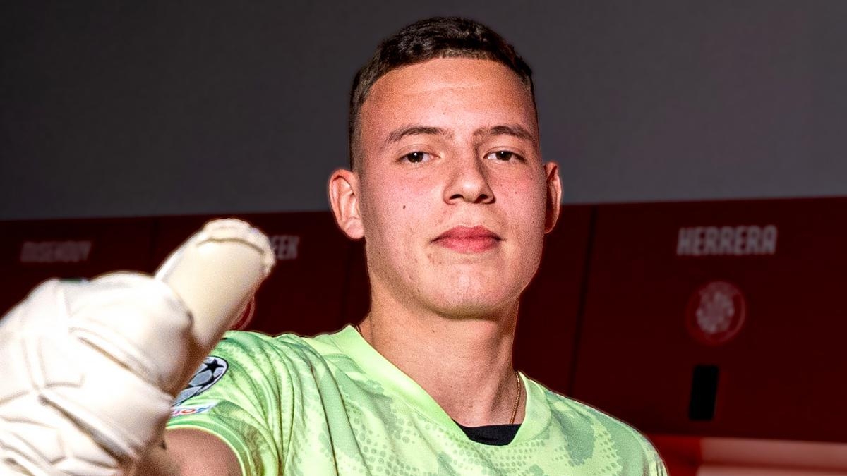 «Челси» едва не подписал еще одного украинца: помешало государство