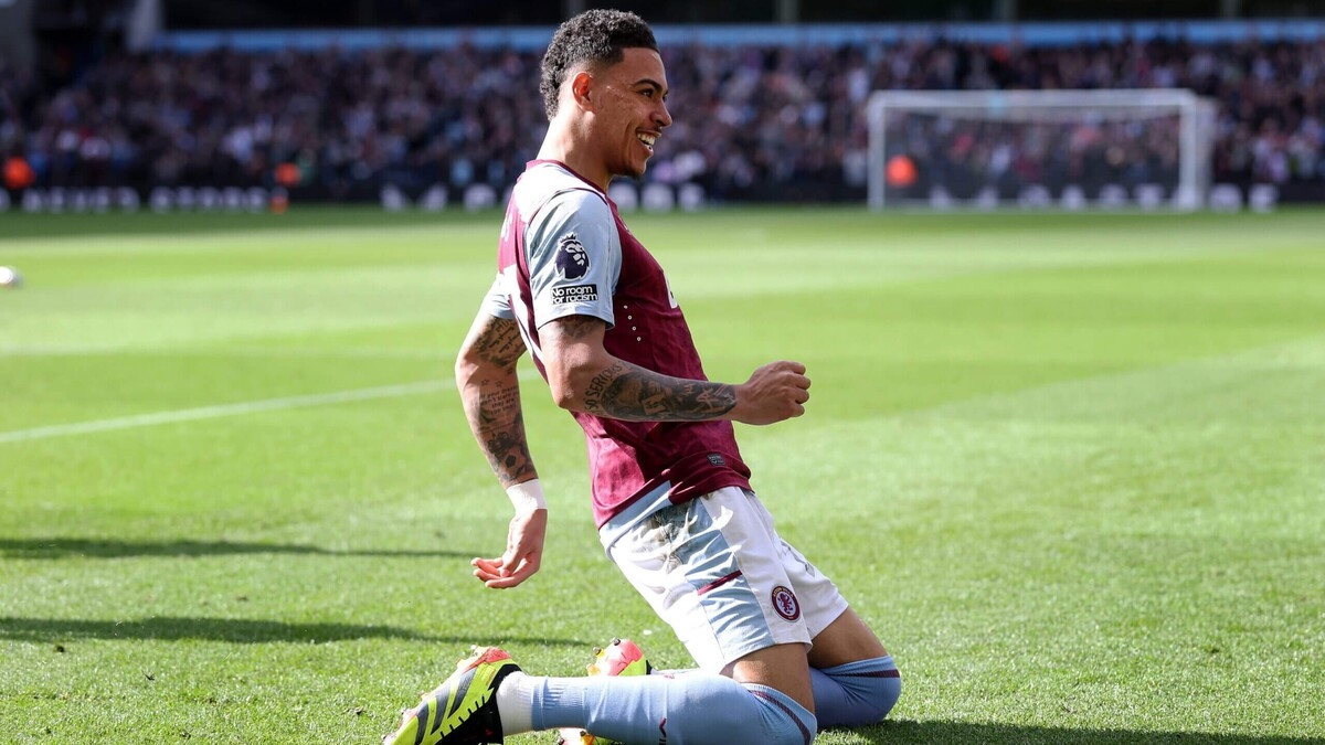 «Челси» заинтересован в трансфере двух атакующих игроков из АПЛ после приобретения Хави Симонса