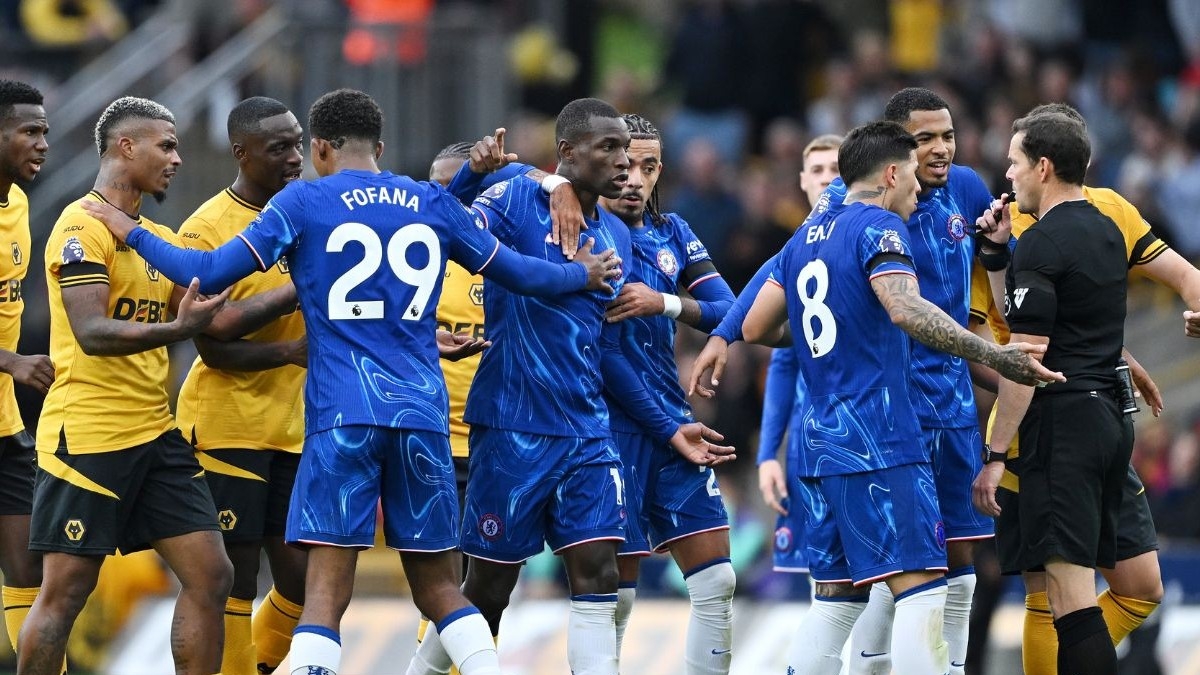 Звезда «Челси» оказался в центре перетягивания каната между «Манчестер Юнайтед» и «Барселоной» Звезда «Челси» оказался в центре перетягивания каната между «Манчестер Юнайтед» и «Барселоной»