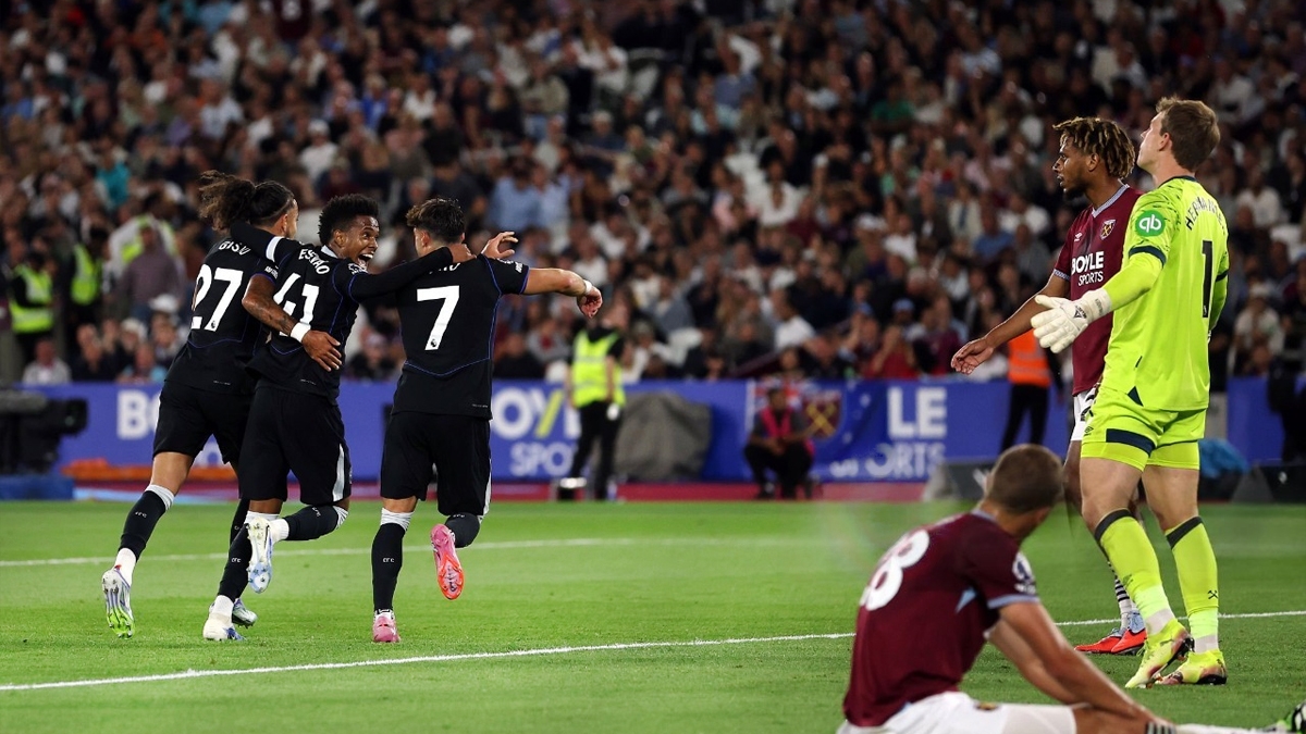 Просто монстр! «Новый Месси» из «Челси» признан главным героем матча АПЛ Просто монстр! «Новый Месси» из «Челси» признан главным героем матча АПЛ