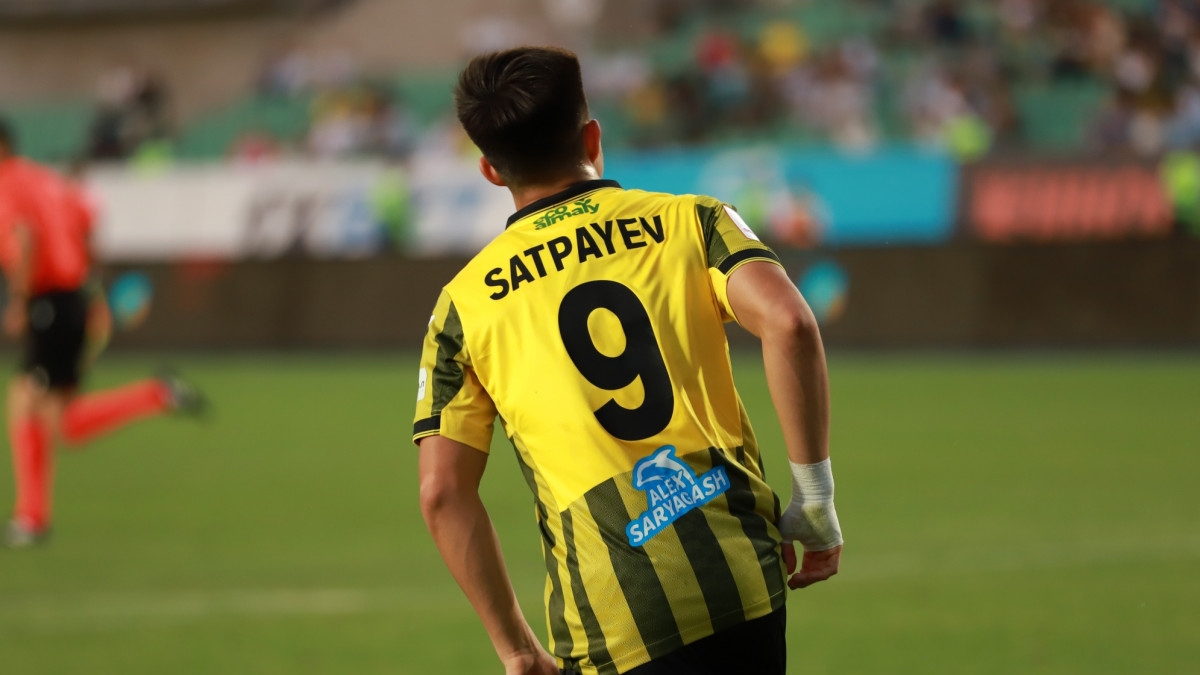 Казахский Агуэро! Известно, когда Дастан Сатпаев дебютирует за «Челси»