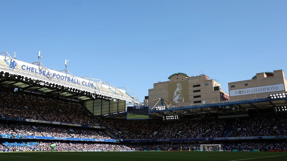 «Челси» предъявили обвинения в 74-х нарушениях правил Футбольной ассоциации Англии «Челси» предъявили обвинения в 74-х нарушениях правил Футбольной ассоциации Англии