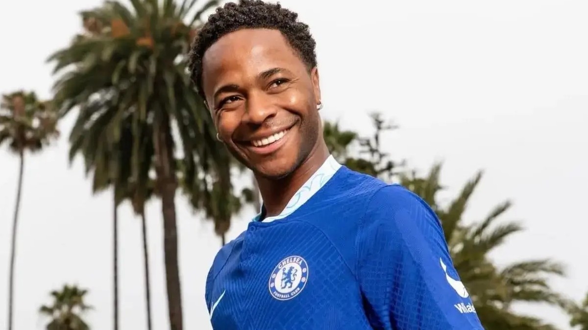 Рахим Стерлинг проигнорировал предложения от двух грандов, которые выступят в Лиге чемпионов