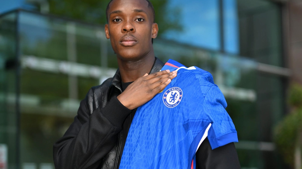 Владельцы «Челси» опубликовали заявление в связи с протестами болельщиков из-за новичка «синих» Владельцы «Челси» опубликовали заявление в связи с протестами болельщиков из-за новичка «синих»