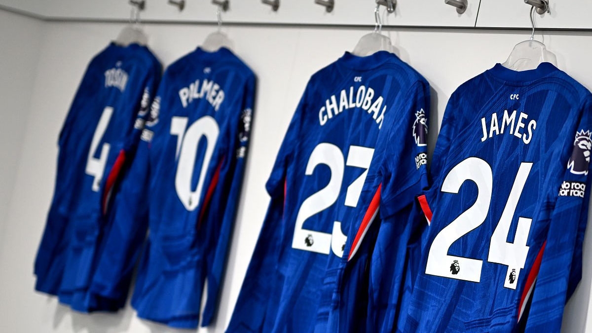 Звезда сборной Франции официально в строю «Челси»: теперь уже на родной позиции