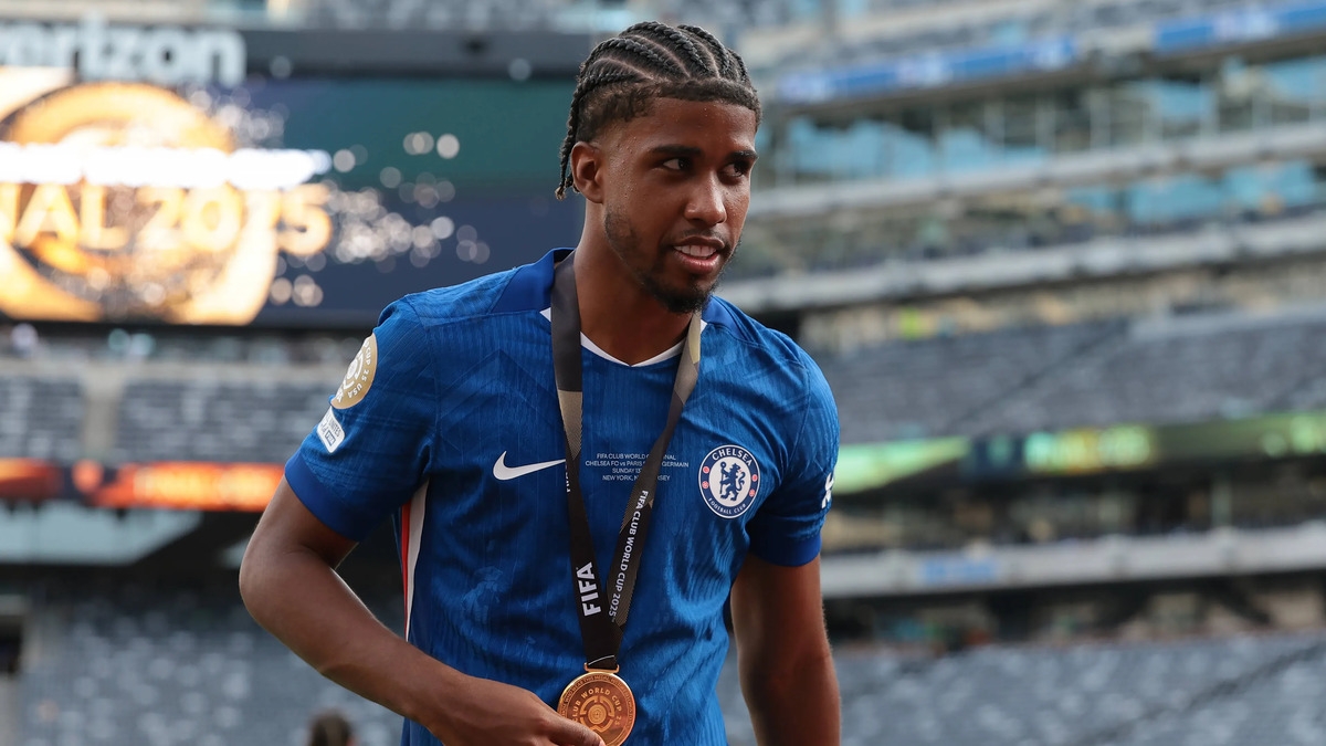 «Челси» получил сумасшедшее предложение в размере 70 млн евро, но игрок отказался ехать в Саудовскую Аравию