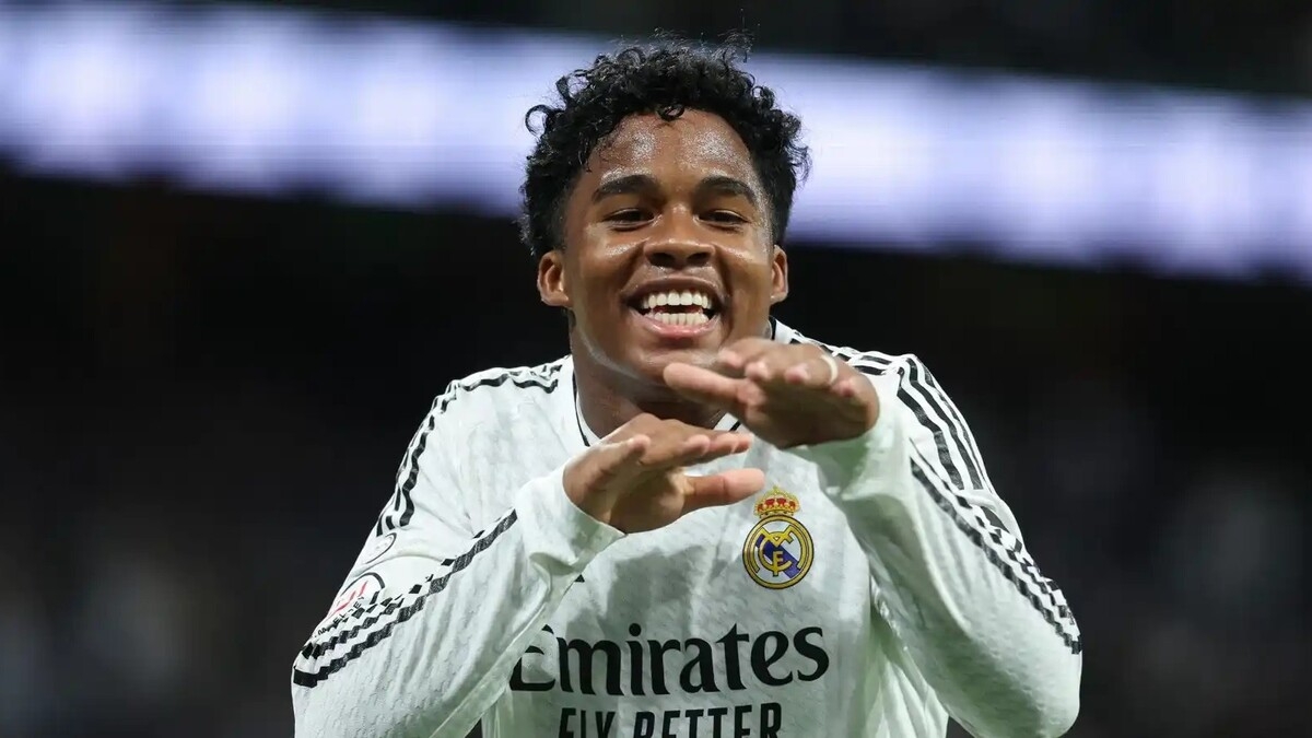 Футболист «Челси» сильно превосходит молодую звезду мадридского «Реала» Эндрика Футболист «Челси» сильно превосходит молодую звезду мадридского «Реала» Эндрика