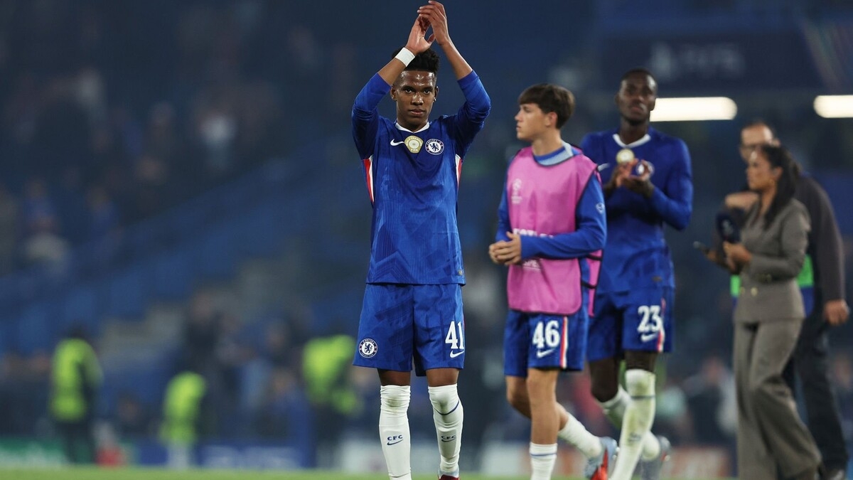 3 успешные обводки из 3-х попыток за 35 минут – Бенуа Бадиашиле назвал своего одноклубника из «Челси» «волшебником»