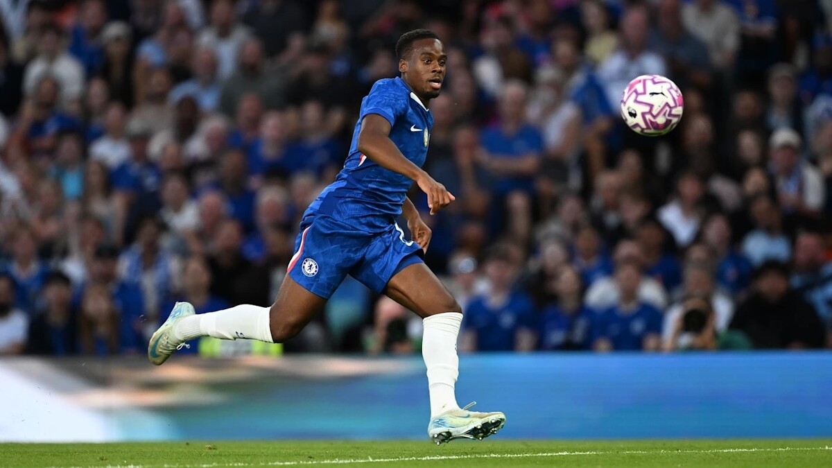 Инсайдер подробно рассказал о вероятности аренды новичка «Челси» Джейми Гиттенса в январе