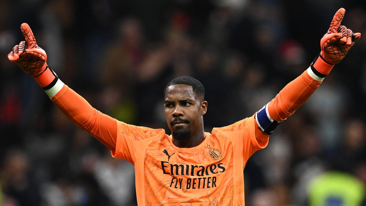 «Бавария» поборется с «Челси» за подписание Майка Меньяна из «Милана» «Бавария» поборется с «Челси» за подписание Майка Меньяна из «Милана»