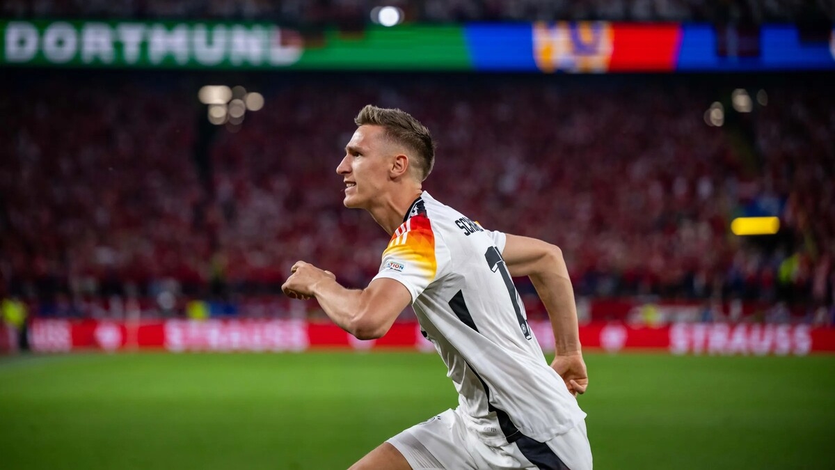 «Челси» работает над подписанием одного из лучших центральных защитников Европы «Челси» работает над подписанием одного из лучших центральных защитников Европы