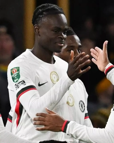 «Челси» проведёт переговоры с юным нападающим о его будущем – останется ли он в клубе или уйдет