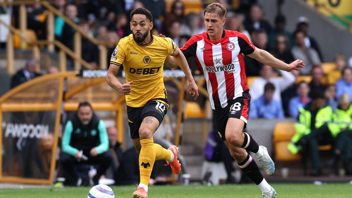 «Челси» пытается перехватить у «Манчестер Юнайтед» полузащитника сборной Украины стоимостью £30 млн