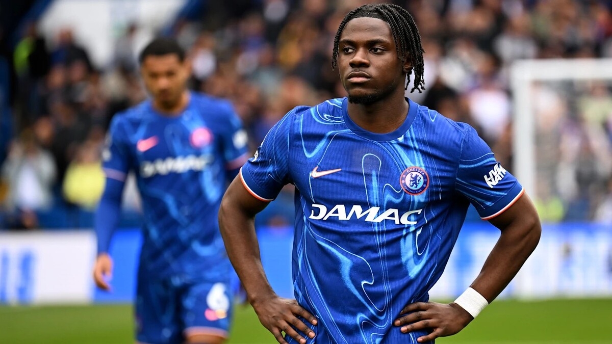 «Челси» может заменить Ромео Лавию на футбольном поле, не потратив ни копейки «Челси» может заменить Ромео Лавию на футбольном поле, не потратив ни копейки