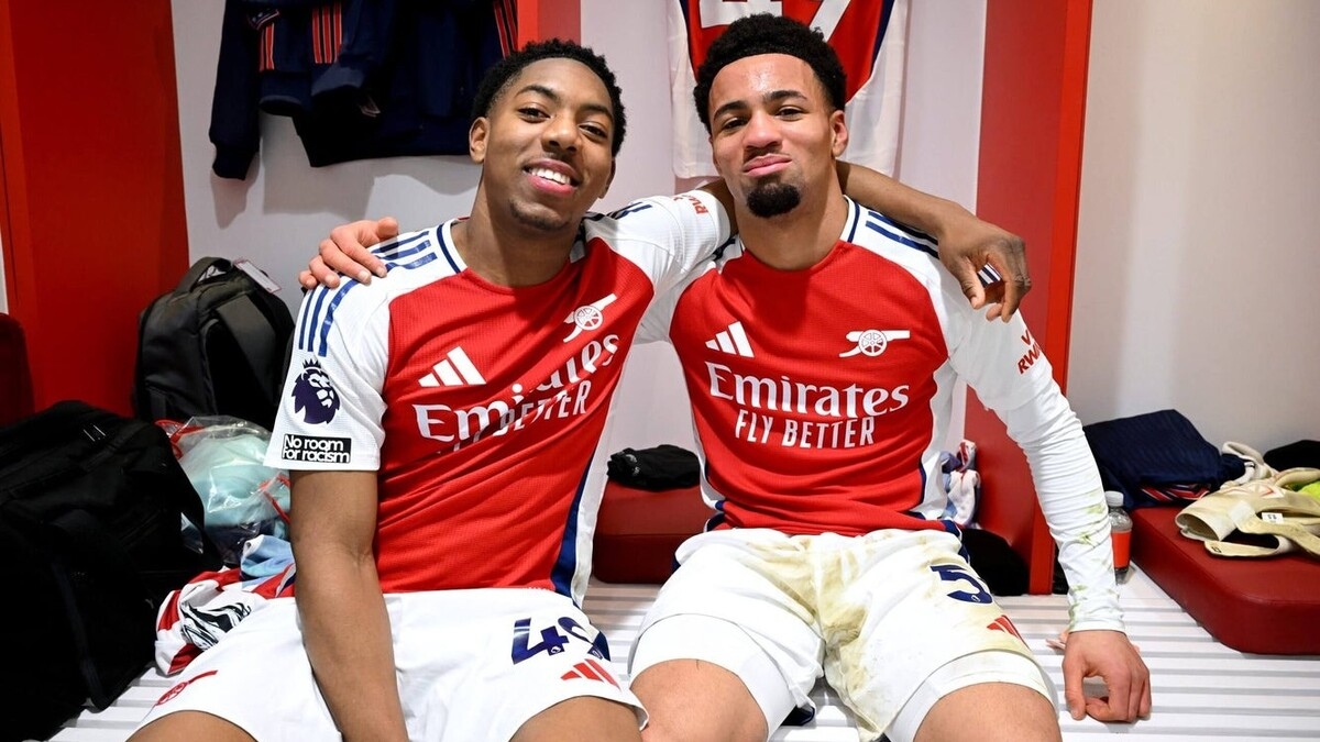 «Челси» активно пытается убедить молодую звезду «Арсенала» переехать на «Стэмфорд Бридж», ведя переговоры с лагерем игрока