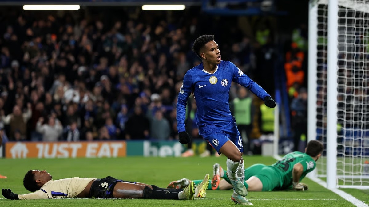 Звезда «Челси» Эстевао повторил успех Эрлинга Холанда и Килиана Мбаппе, и превзошёл Ламина Ямаля