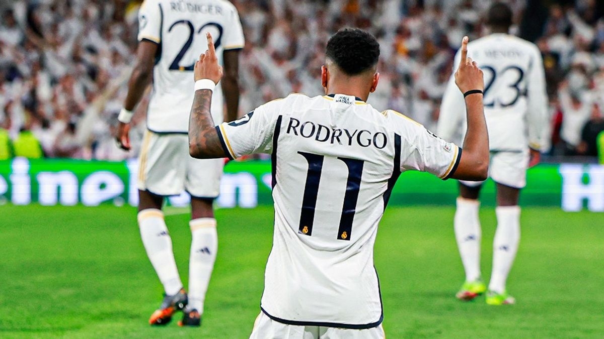 Фабрицио Романо рассказал всё, что он знает о трансфере Родриго из «Реала» в «Челси» Фабрицио Романо рассказал всё, что он знает о трансфере Родриго из «Реала» в «Челси»