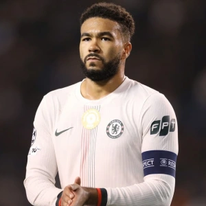 Рис Джеймс знает, кого следует обвинять в том, что «Челси» не смог набрать 3 очка в матче Лиги чемпионов с «Карабахом»