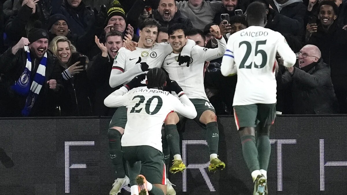 Легенда «Челси» вовсю хвалит футболистов лондонского клуба: «Они хорошо обучены, натренированы и организованы» Легенда «Челси» вовсю хвалит футболистов лондонского клуба: «Они хорошо обучены, натренированы и организованы»