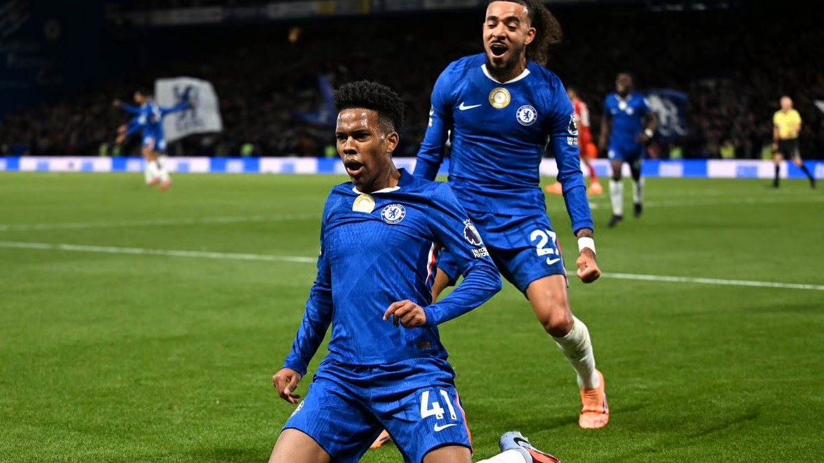 Обновлённая информация о травмах в «Челси»: последние новости и даты возвращения Эстевао, Лиама Делапа, Ромео Лавии