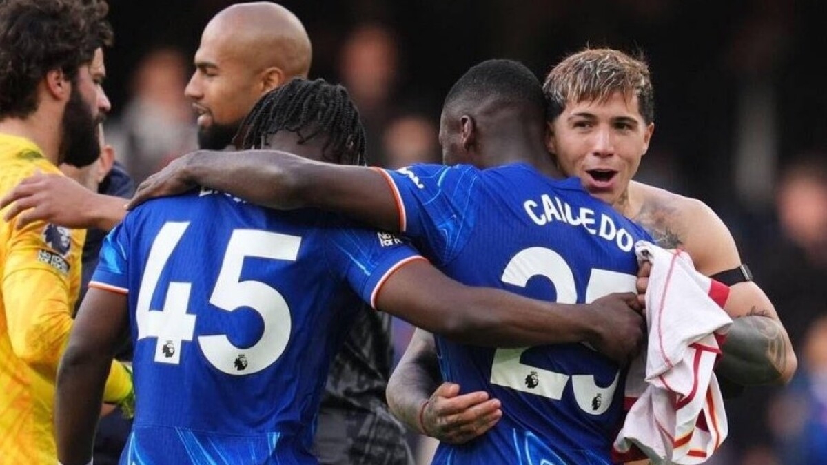 Этот полузащитник «Челси» постоянно расстраивает Энцо Мареску, но есть и хорошие новости