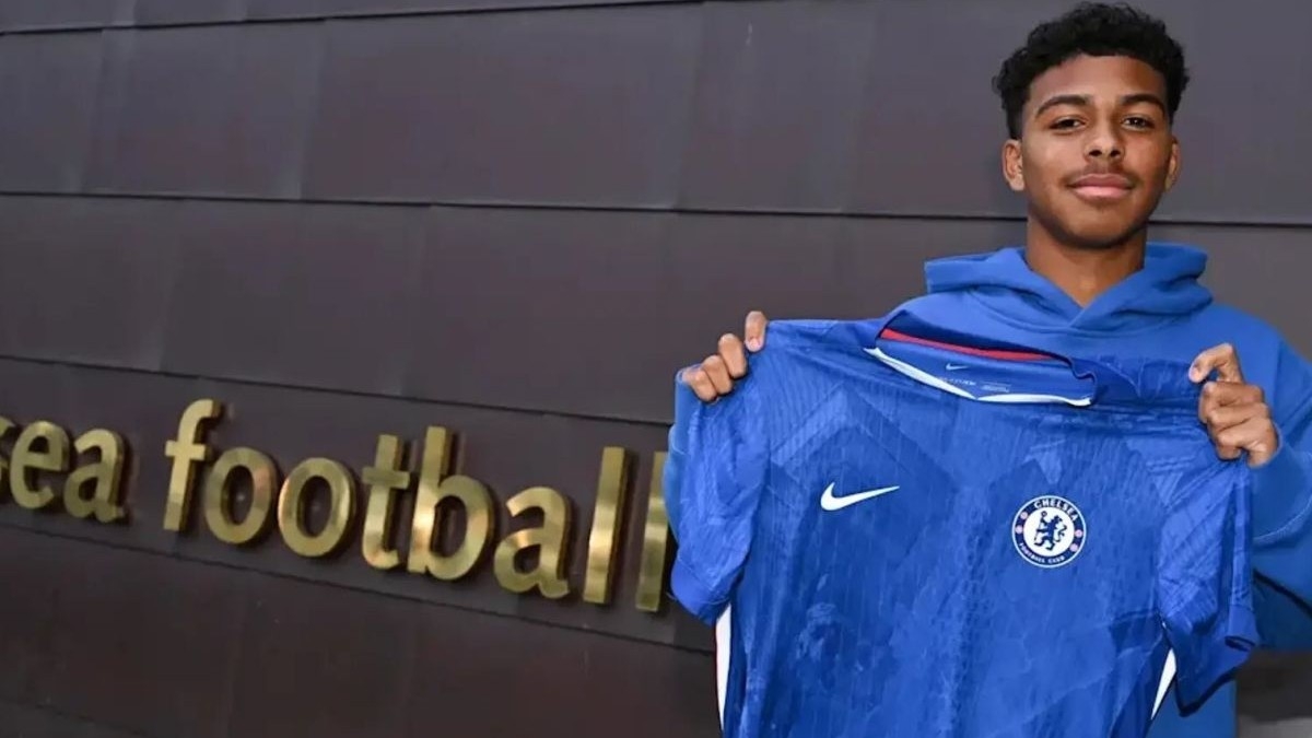 Контракт с «Челси» подписан: Тьяго Силва больше всех радуется этой сделке Контракт с «Челси» подписан: Тьяго Силва больше всех радуется этой сделке