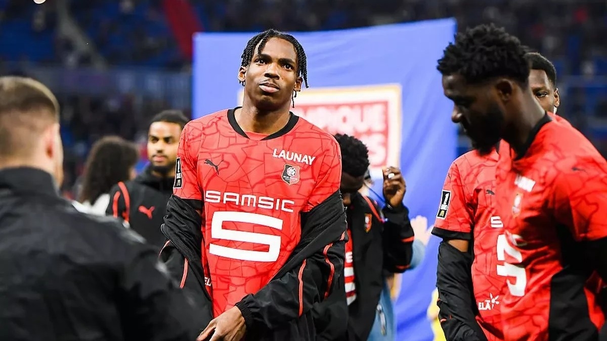 «Челси» совершает огромную ошибку, покупая защитника Жереми Жаке за сумму более 60 млн евро «Челси» совершает огромную ошибку, покупая защитника Жереми Жаке за сумму более 60 млн евро