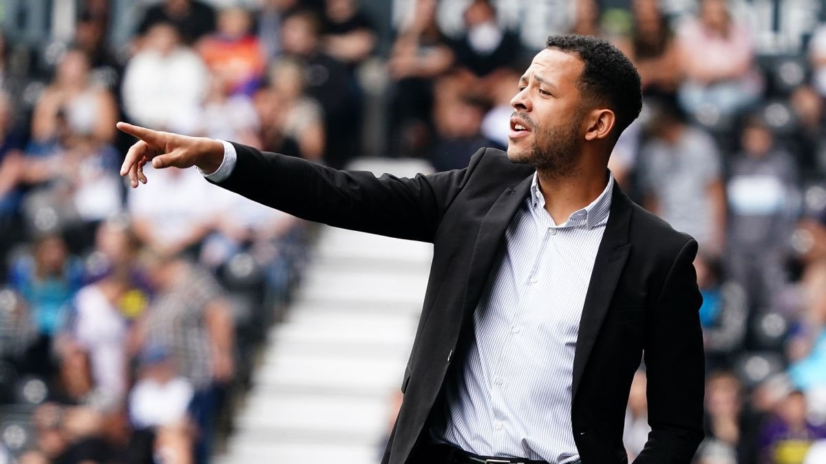 «Позор, докатились!» — «Челси» берет тренера с 38% побед в Чемпионшипе «Позор, докатились!» — «Челси» берет тренера с 38% побед в Чемпионшипе