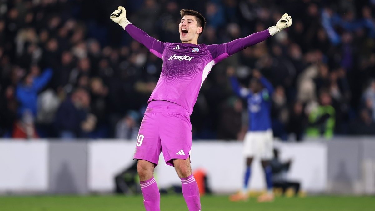 «Челси» принял решение по вратарю после назначения Лиама Росеньора главным тренером клуба