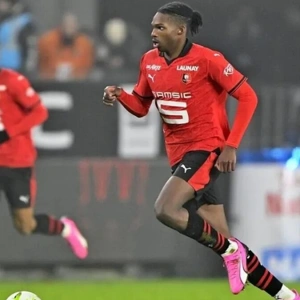 Стало известно, какую сумму требует «Ренн» от «Челси» за трансфер Жереми Жаке