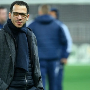 Джейми Каррагер и Гари Невилл четко выразили свое мнение по поводу назначения Лиама Росеньора новым главным тренером «Челси»