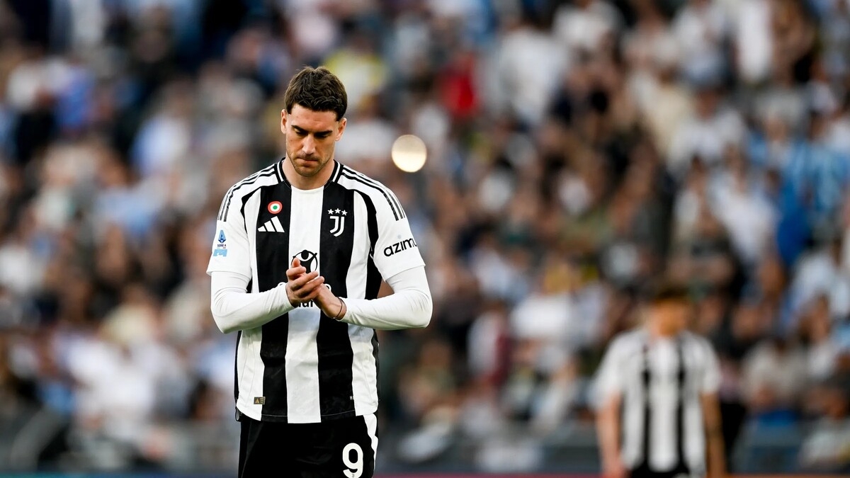 «Челси» противостоит «Тоттенхэму» в надежде подписать одного из элитных нападающих Европы