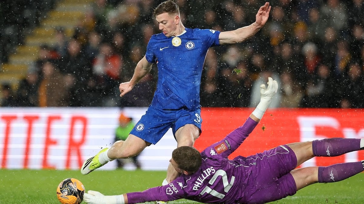 Лиам Делап рассказал, как он собирается завоевать место в стартовом составе «Челси» и опередить Жоао Педро