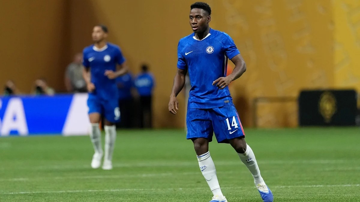 Очередная неприятность в «Челси»: опорный полузащитник выбыл из игры как минимум до марта