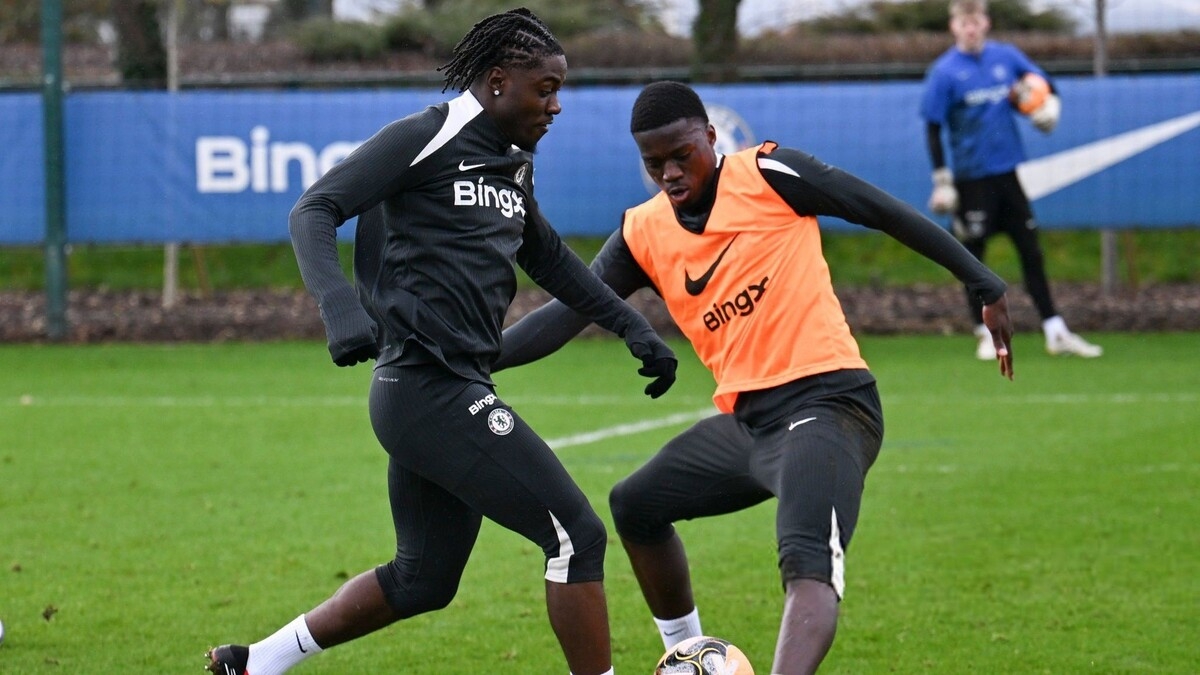 Крутой опорник не играл 3,5 месяца, и теперь готов выступить за молодежную команду «Челси» Крутой опорник не играл 3,5 месяца, и теперь готов выступить за молодежную команду «Челси»