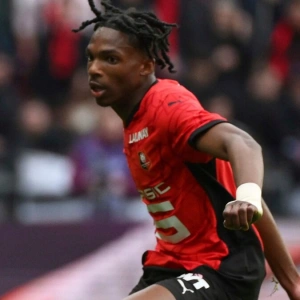 «Ливерпуль» отомстил за Кайседо, и подписал главную трансферную цель «Челси» Жереми Жаке за £60 млн