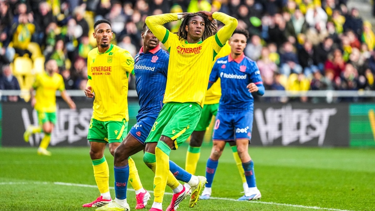 «Челси» активизировал усилия в последние часы по подписанию игрока в последний день зимнего трансферного окна вместо Жереми Жаке