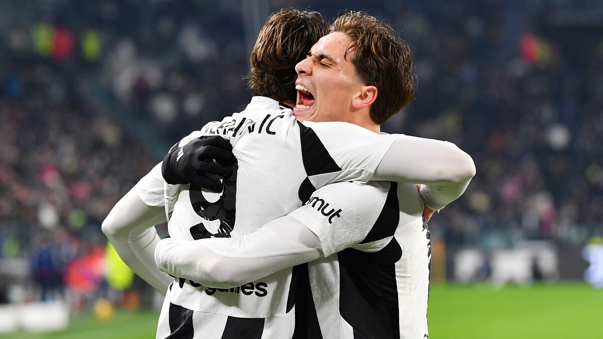 «Ювентус» пытается продлить контракт с нападающим, который может перейти в «Челси» в статусе свободного агента