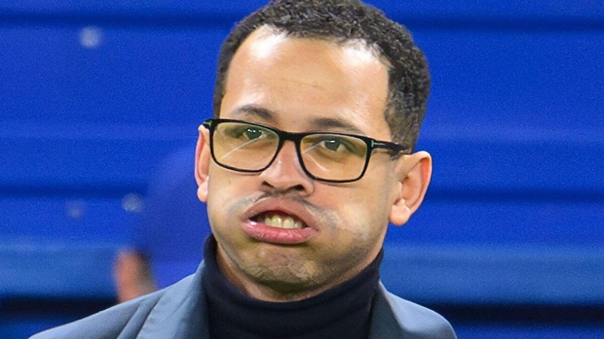 Вот что рассказал Фабрицио Романо об увольнении Лиама Росеньора из «Челси»