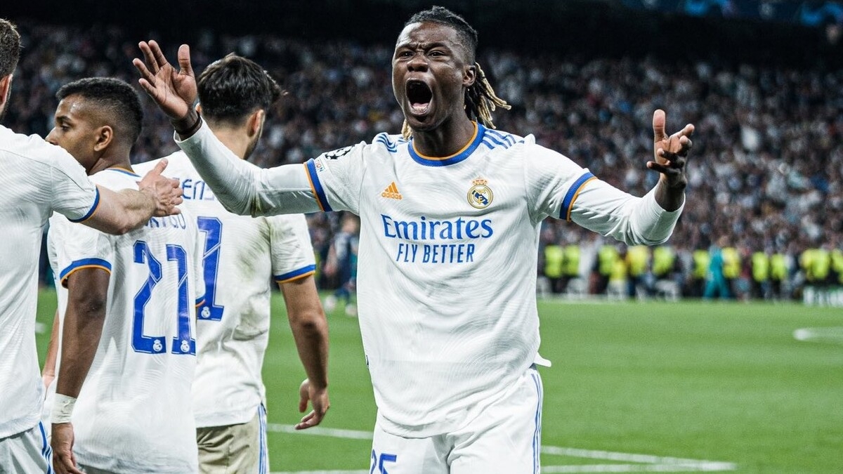 Звездный полузащитник «Реал Мадрид» Эдуарду Камавинга пойдет в «Челси» только при одном условии