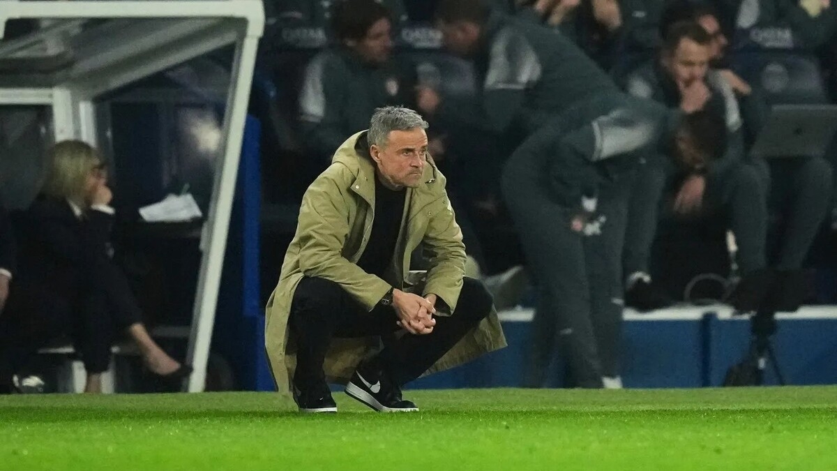 Болельщики ПСЖ в шоке от комментариев главного тренера перед матчем Лиги чемпионов против «Челси»