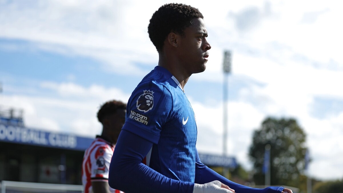 Скоро за «Челси» дебютирует новая восходящая звезда клуба, о котором уже говорили Энцо Мареска и Лиам Росеньор Скоро за «Челси» дебютирует новая восходящая звезда клуба, о котором уже говорили Энцо Мареска и Лиам Росеньор