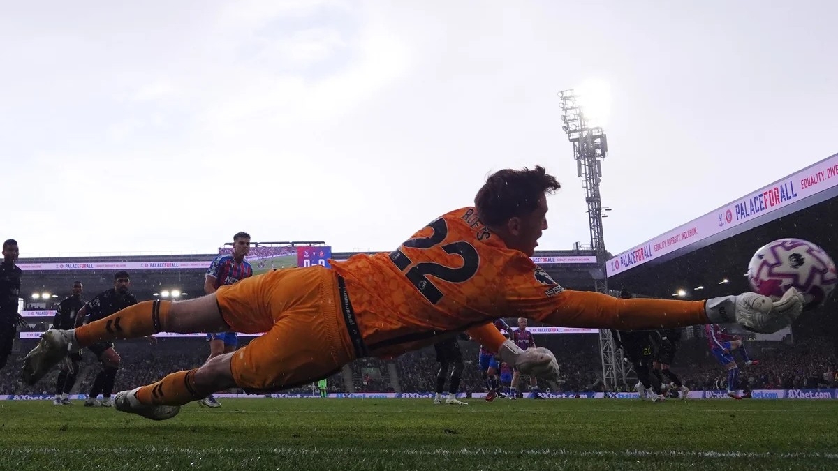 «Челси» готов отдать 50 млн фунтов стерлингов за нового вратаря из другого клуба АПЛ