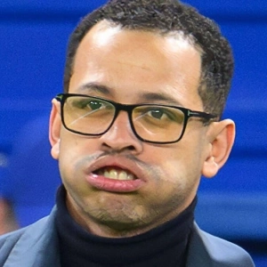 Вот что рассказал Фабрицио Романо об увольнении Лиама Росеньора из «Челси»