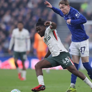 Опорник «Челси» отказался ехать в сборную – он не хочет получить очередную травму