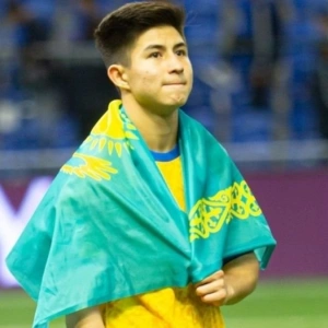 «Челси» забирает нападающего Дастана Сатпаева в первую команду