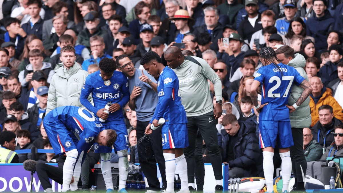 Лиам Росеньор подтвердил – «Челси» ведёт переговоры о летних трансферах Лиам Росеньор подтвердил – «Челси» ведёт переговоры о летних трансферах