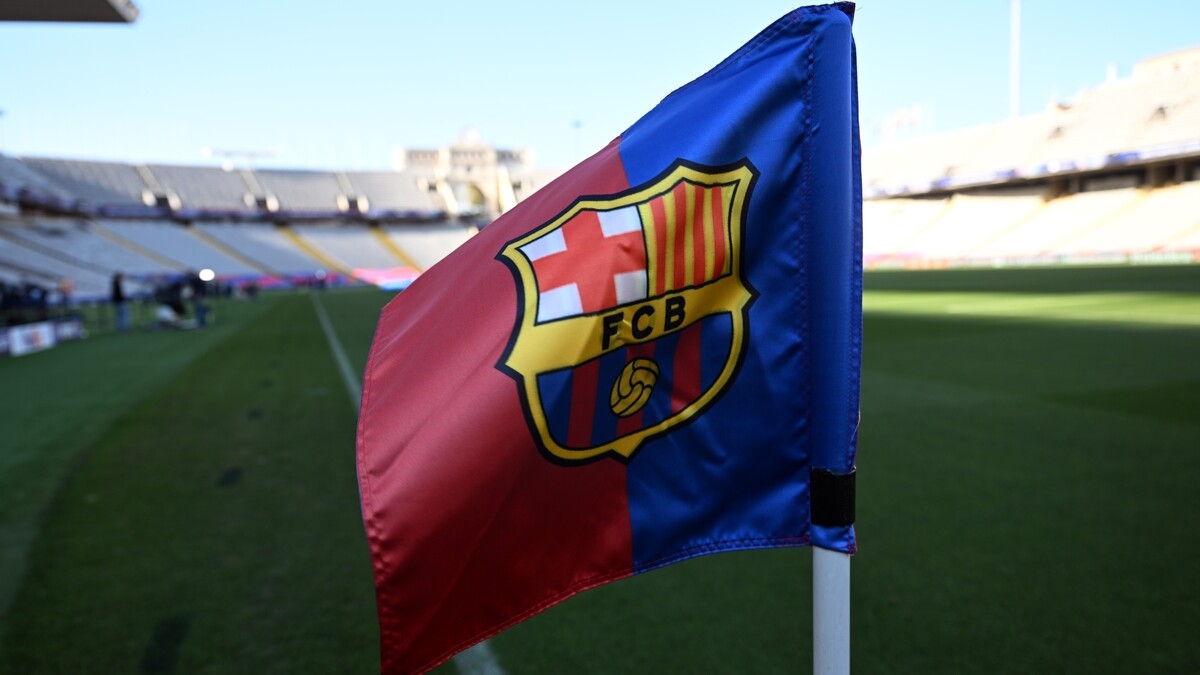 «Барселона» неожиданно начала переговоры о приобретении еще одной звезды «Челси» после связей с Педру Нету и Жоао Педро