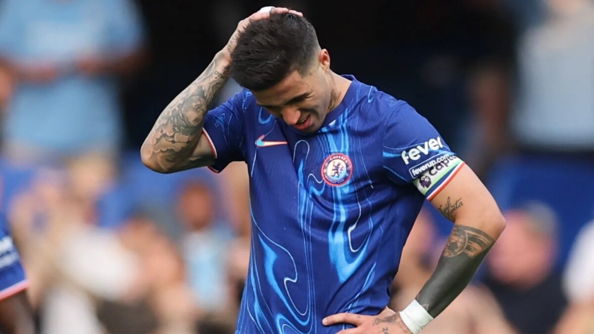 В «Челси» царит неразбериха: Энцо Фернандес быстро теряет доверие одноклубников